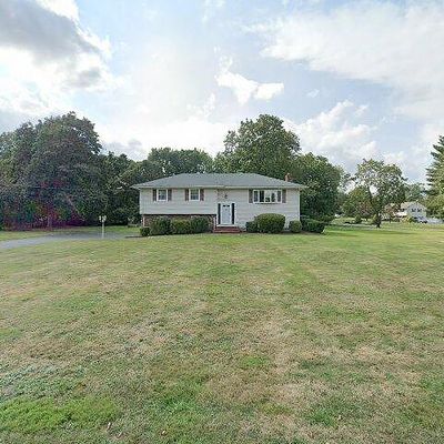 3 Samuel Dr, Flemington, NJ 08822