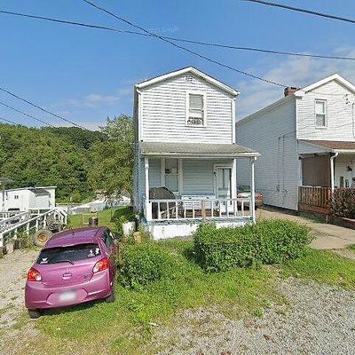 3 Short St, Elrama, PA 15038