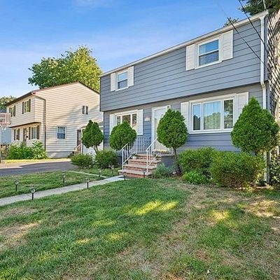 3 38 32 Nd St, Fair Lawn, NJ 07410