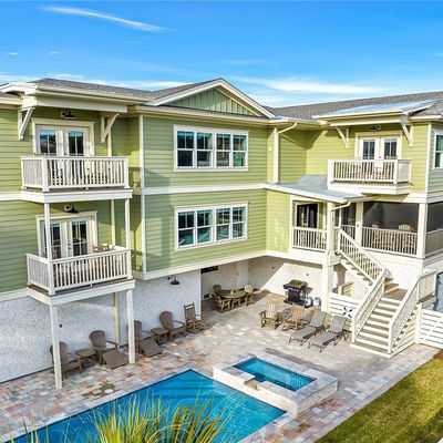 30 Dune Ln, Hilton Head Island, SC 29928