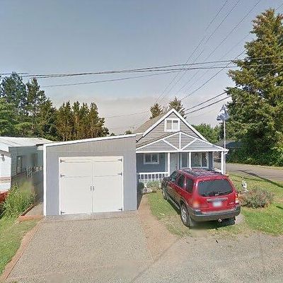 303 Se Neptune Ave, Lincoln City, OR 97367