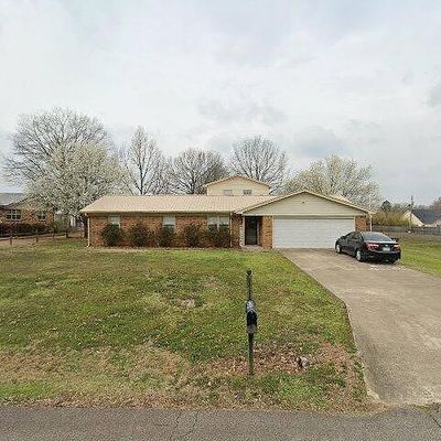 25 Westgate St, Searcy, AR 72143