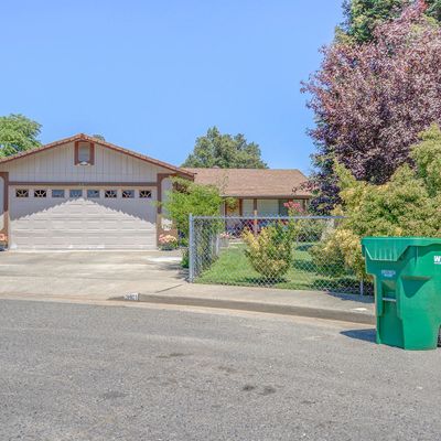 3401 Vernon Ct, Anderson, CA 96007