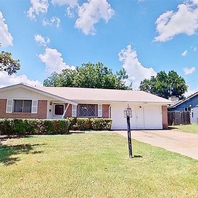 3508 Bandera Rd, Fort Worth, TX 76116