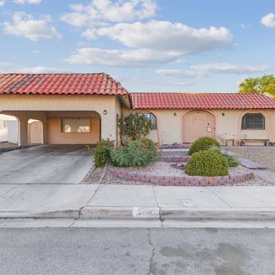 3625 Barcelona St, Las Vegas, NV 89121