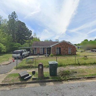 3747 Parakeet Rd, Memphis, TN 38109