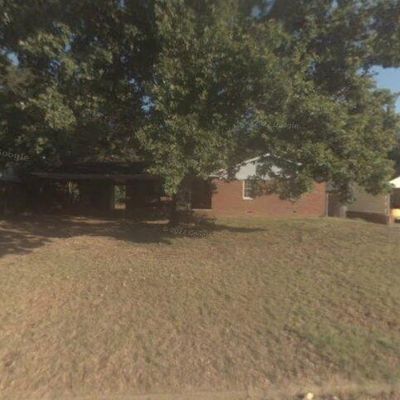 380 Dreger Ave, Memphis, TN 38109