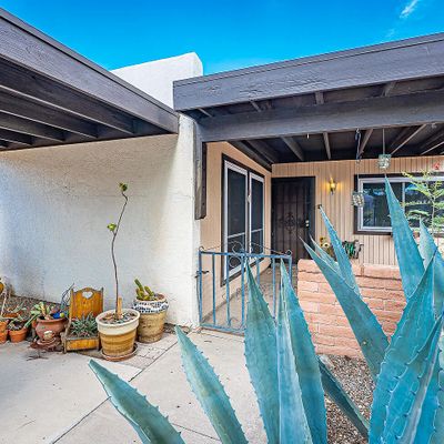 380 N Camino Del Vate, Green Valley, AZ 85614