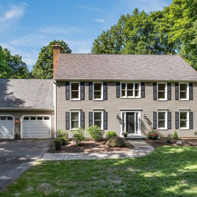 31 Chittenden Hill Rd, Clinton, CT 06413