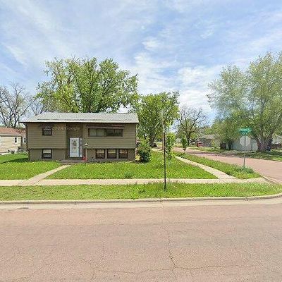 3108 S Phillips Ave, Sioux Falls, SD 57105