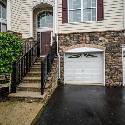 33 Daly Ct, Old Bridge, NJ 08857