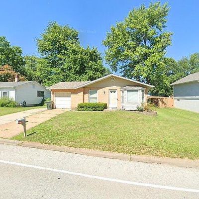 42 Kimberly Ln, Saint Peters, MO 63376