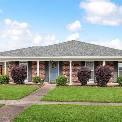 4216 Loire Dr, Kenner, LA 70065