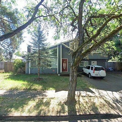 423 Kodiak St, Eugene, OR 97401