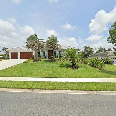 4234 Crayton Rd, Naples, FL 34103