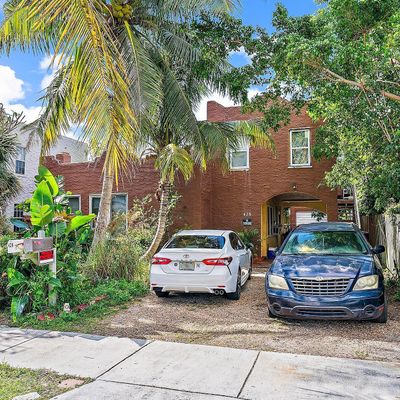 428 El Prado, West Palm Beach, FL 33405