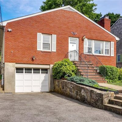 44 Gerry St, Greenwich, CT 06830