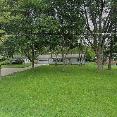 4427 Mackinaw Rd, Saginaw, MI 48603