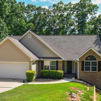 4717 Middleboro Ln, Gainesville, GA 30506