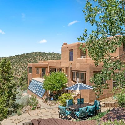 39 Overlook Rd, Santa Fe, NM 87505