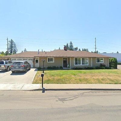 39560 Pleasant St, Sandy, OR 97055