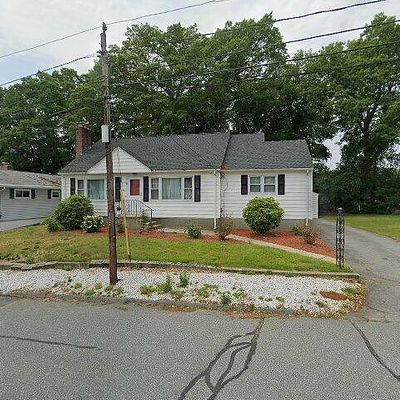 4 Hancock St, Shrewsbury, MA 01545