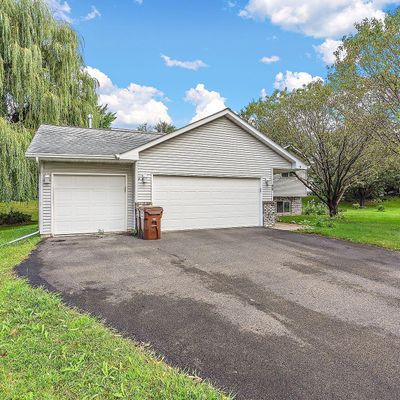 40 Alva Ct, Waconia, MN 55387