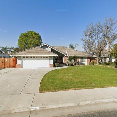 5217 Bayshore Dr, Bakersfield, CA 93312