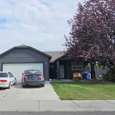 529 Juniper Dr, Boardman, OR 97818