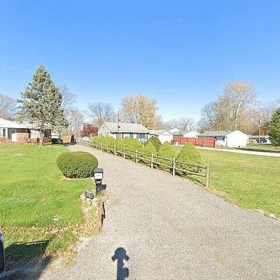 5574 E William Street Rd, Decatur, IL 62521