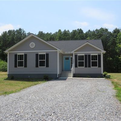 583 Cabin Point Dr, Montross, VA 22520