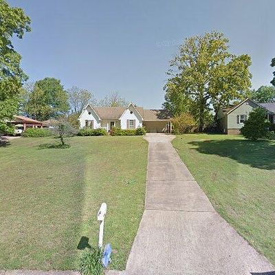 490 Ludlow Dr, Hernando, MS 38632