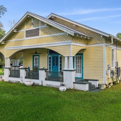 502 Jeff Davis Ave, Waveland, MS 39576