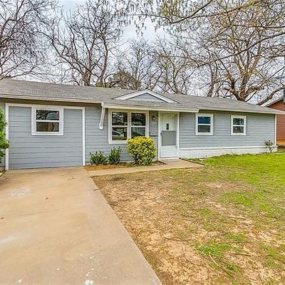 7209 Greenlee St, Fort Worth, TX 76112