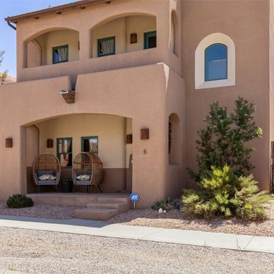 6 Craftsman Rd, Santa Fe, NM 87508