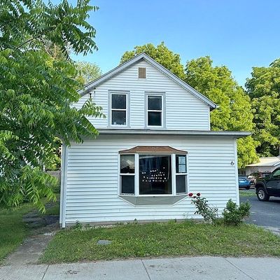 6 Maple St, Huntington, MA 01050