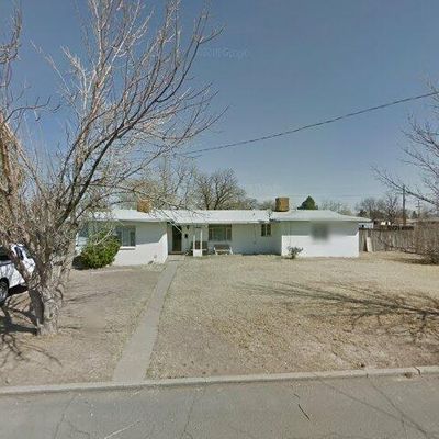 6 Walker Pl, Roswell, NM 88203