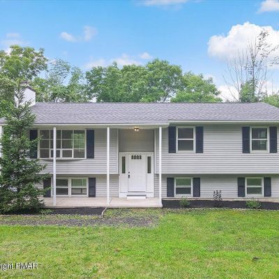 6051 Neola Rd, Stroudsburg, PA 18360