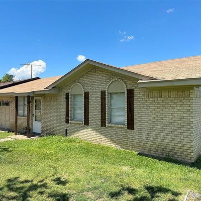 606 E Broad St, Forney, TX 75126