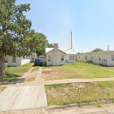 608 S Main Ave, Portales, NM 88130