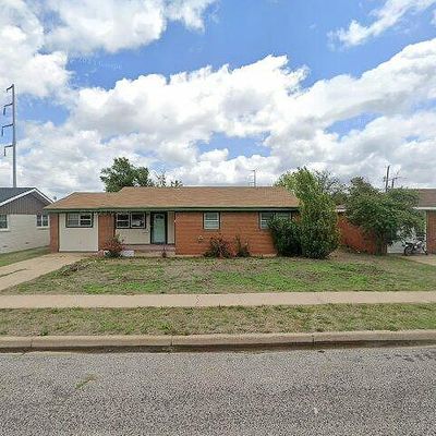 612 Red Deer St, Pampa, TX 79065