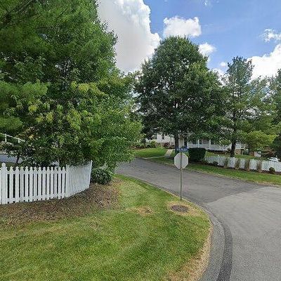 614 Deerwatch Dr, Canonsburg, PA 15317