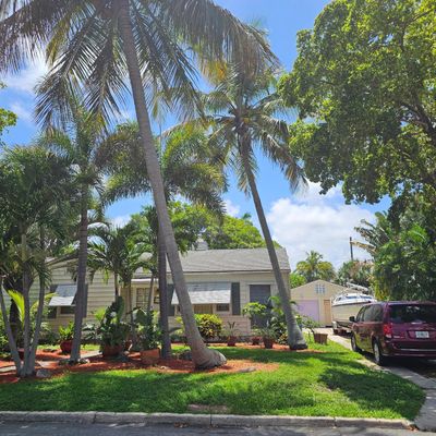 615 N Palmway, Lake Worth Beach, FL 33460