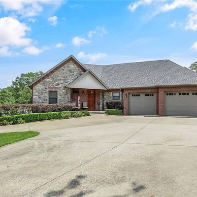 802 Nw D St, Bentonville, AR 72712