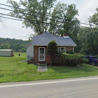 810 Venetia Rd, Venetia, PA 15367