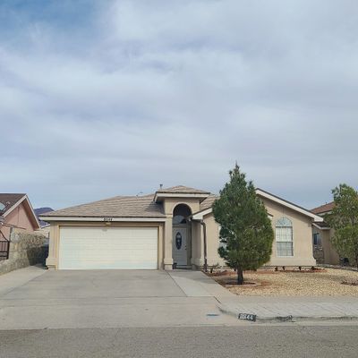 8644 Centennial Dr, El Paso, TX 79912