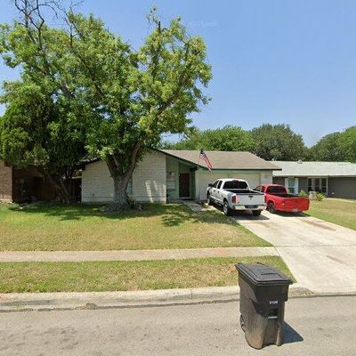 7418 Meadow Hl, San Antonio, TX 78251