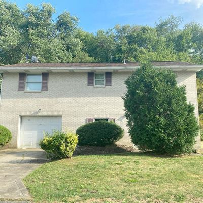 7426 Ringertown Rd, Export, PA 15632