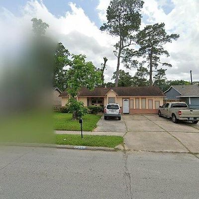 7434 Langley Rd, Houston, TX 77016