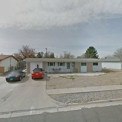 8 Deborah Dr, Roswell, NM 88201